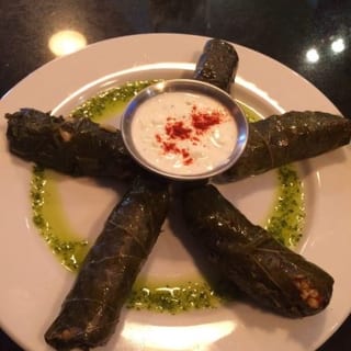 Homemade Dolma (4 Pieces)